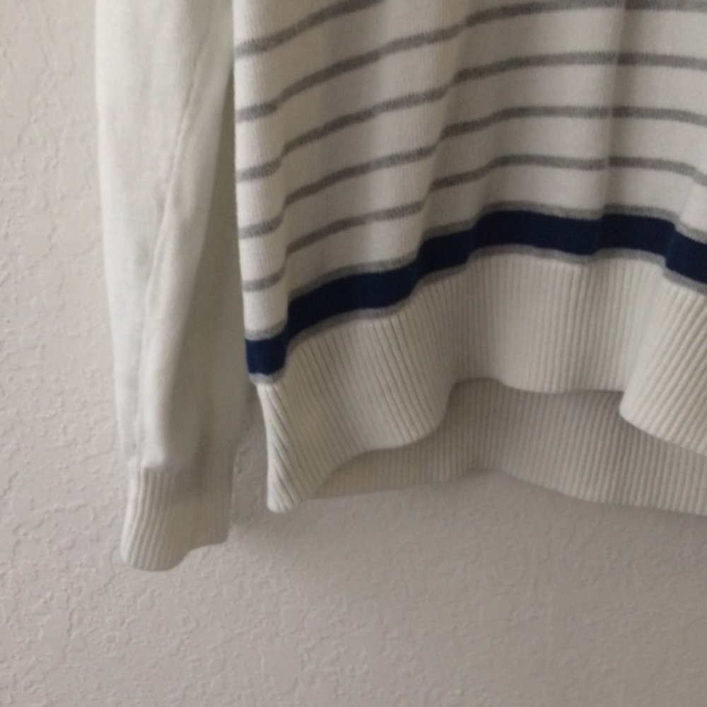 Tommy Hilfiger  Sweater - Picture 2 of 5